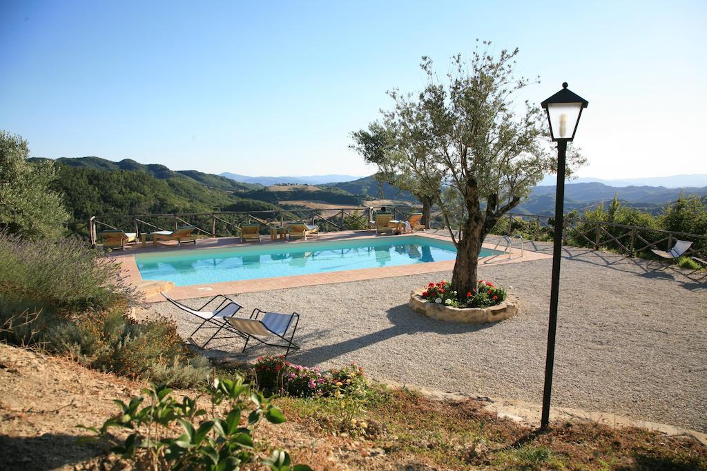 Agriturismo Monte Valentino Pietralunga  Exteriör bild