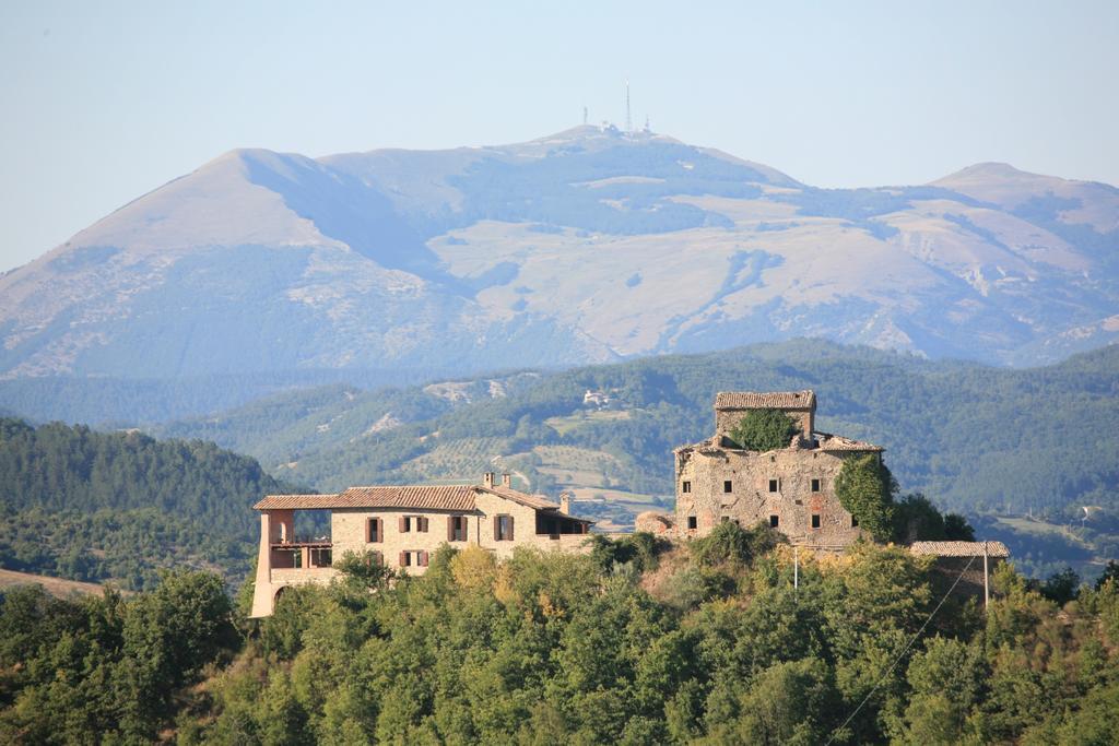 Agriturismo Monte Valentino Pietralunga  Exteriör bild
